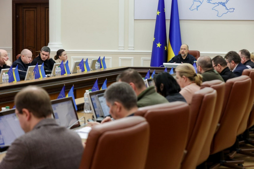 Прем’єр-міністр Денис Шмигаль на засіданні 
