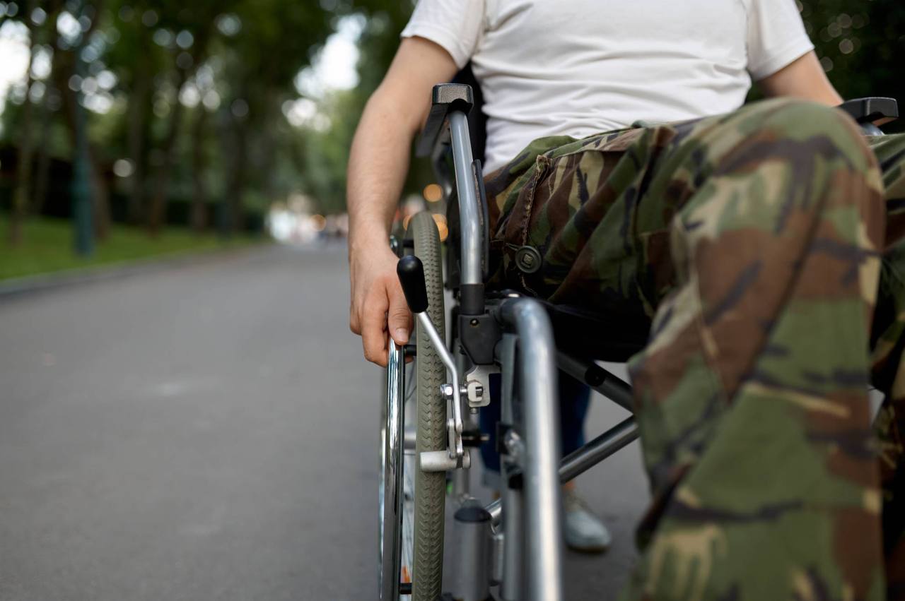Держава компенсує витрати за облаштування робочих місць працевлаштованих ветеранів війни, яким встановлено інвалідність І чи ІІ групи
