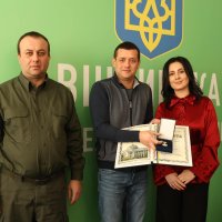 Вручення нагород волонтерам та працівникам комунальних підприємств регіону, які працювали на деокупованій території Херсонщини