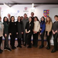 Регіональна координаторка Всеукраїнської програми «Ти як?» Олена Бессараба та учасники тренінгу