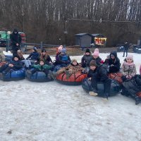 Діти Захисників і Захисниць у тюбінг-парку "Vinny Land"