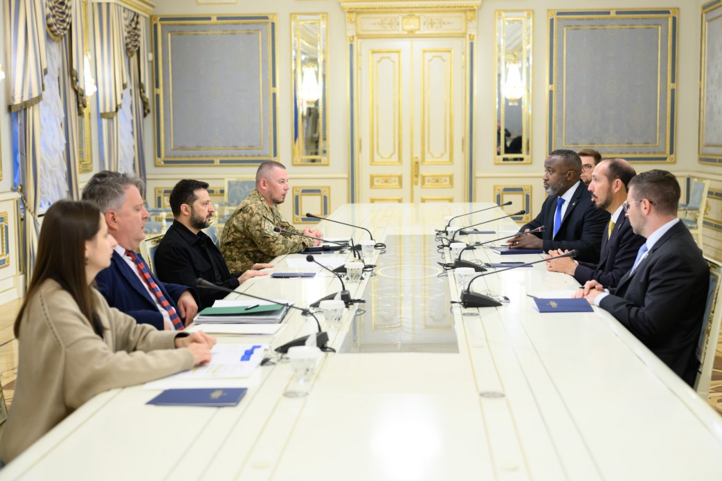 Президент України Володимир Зеленський та учасники заходу