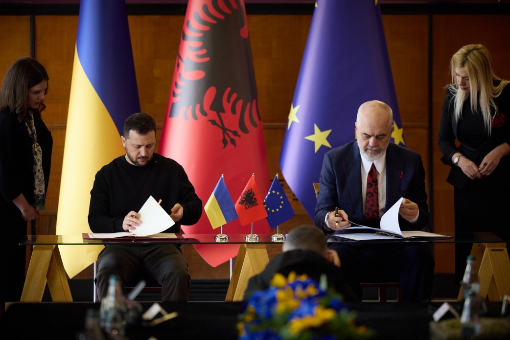 Президент України Володимир Зеленський та Прем’єр-міністр Албанії Еді Рама підписують Договір про дружбу та співробітництво між Україною та Албанією