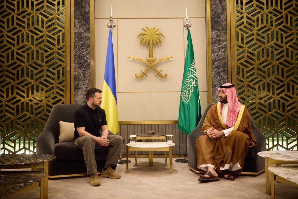 Президент у Саудівській Аравії зустрівся зі Спадкоємним принцом Мухаммадом бін Салманом аль Саудом