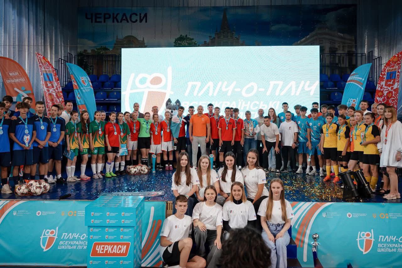 Бронзу з футзалу вибороли спортсменки з Літинської громади на змаганнях «Пліч-о-пліч всеукраїнські шкільні ліги»
