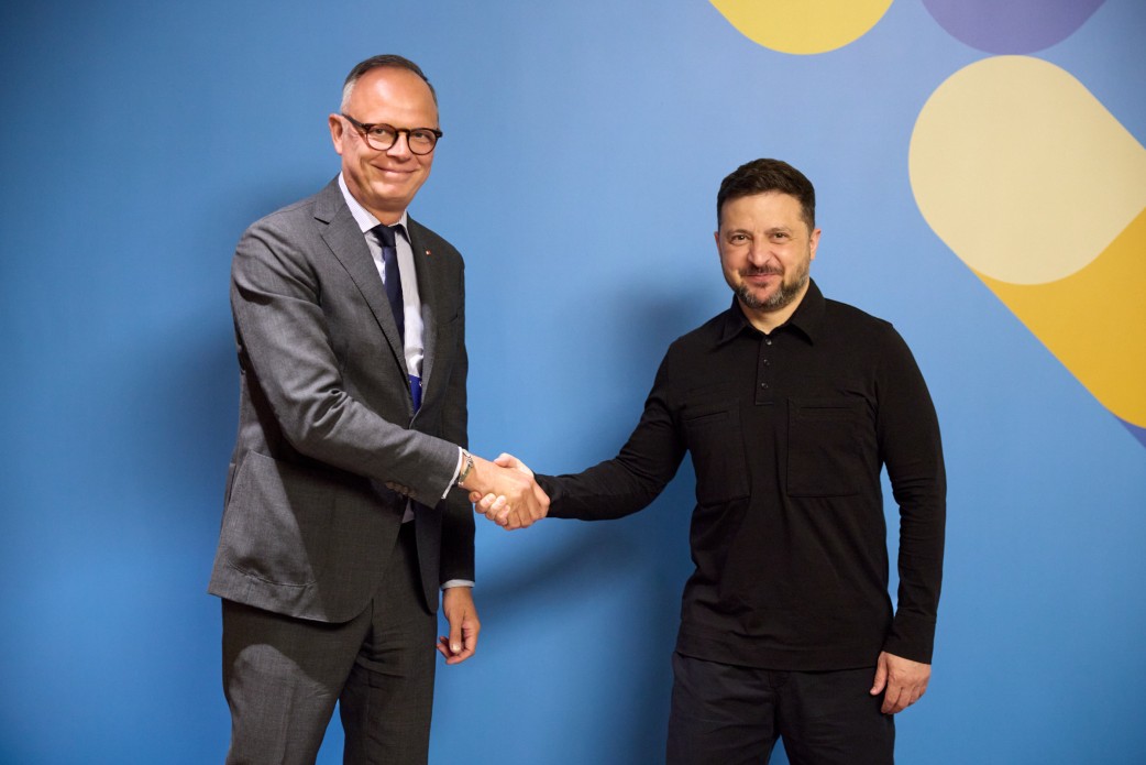 Президент України Володимир Зеленський провів зустріч із мером французького міста Гавр, головою політичної партії «Горизонти» Едуаром Філіппом