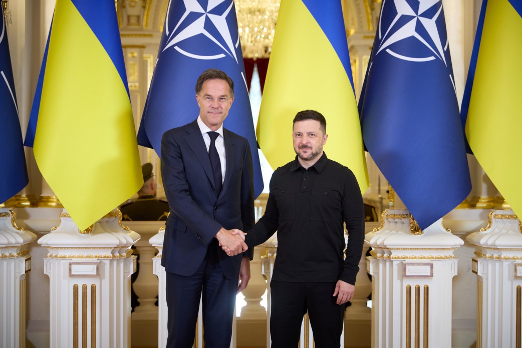 Президент України Володимир Зеленський і Генеральний секретар НАТО Марк Рютте