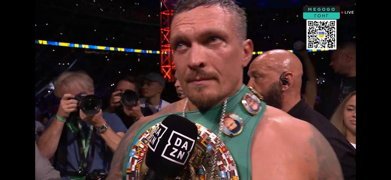 Олександр Усик – абсолютний чемпіон світу у надважкій вазі!