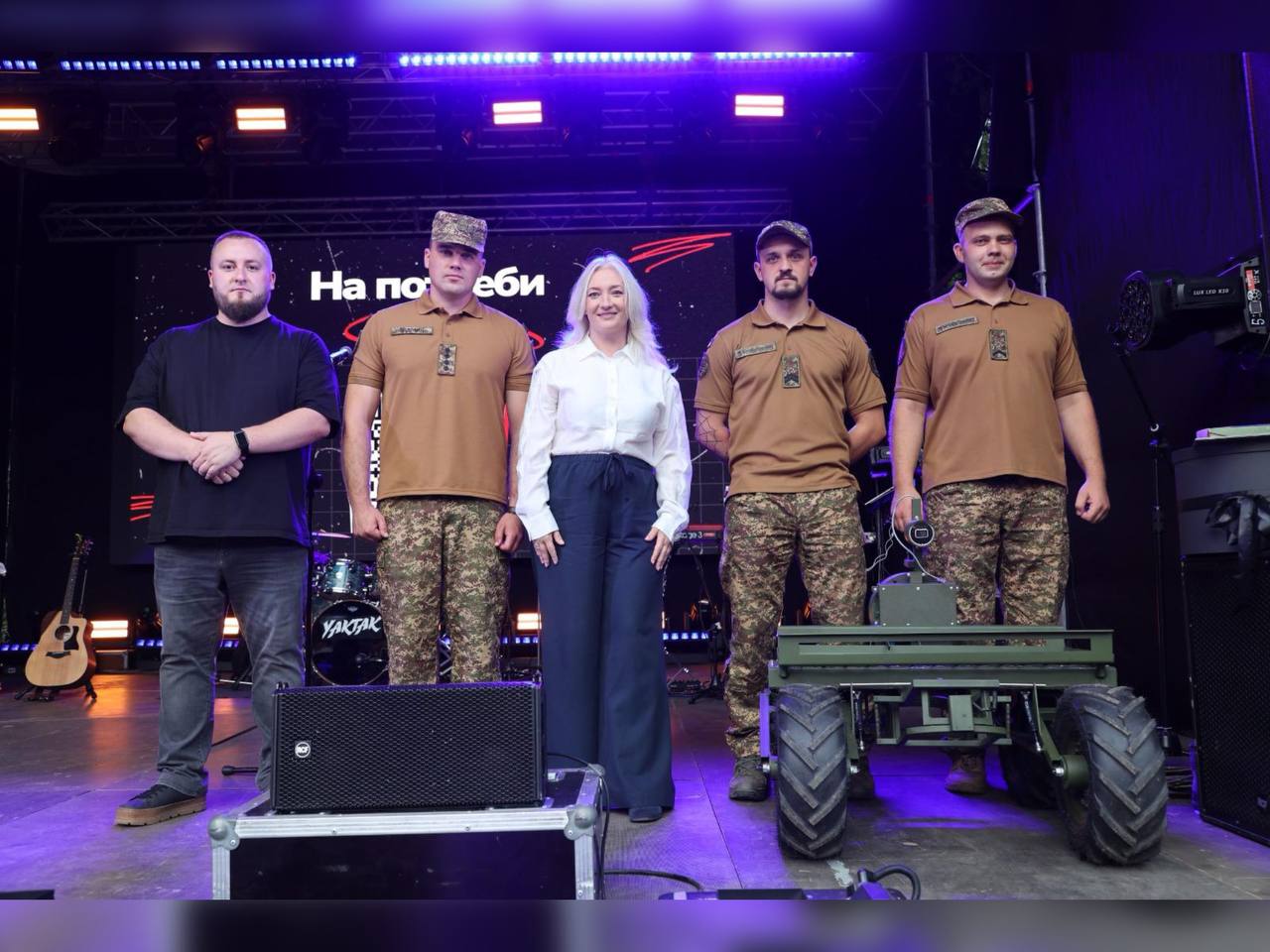 На Вінниччині захисникам з НГУ «Червона Калина» передали інноваційний наземний безпілотний комплекс «TARANTUL»