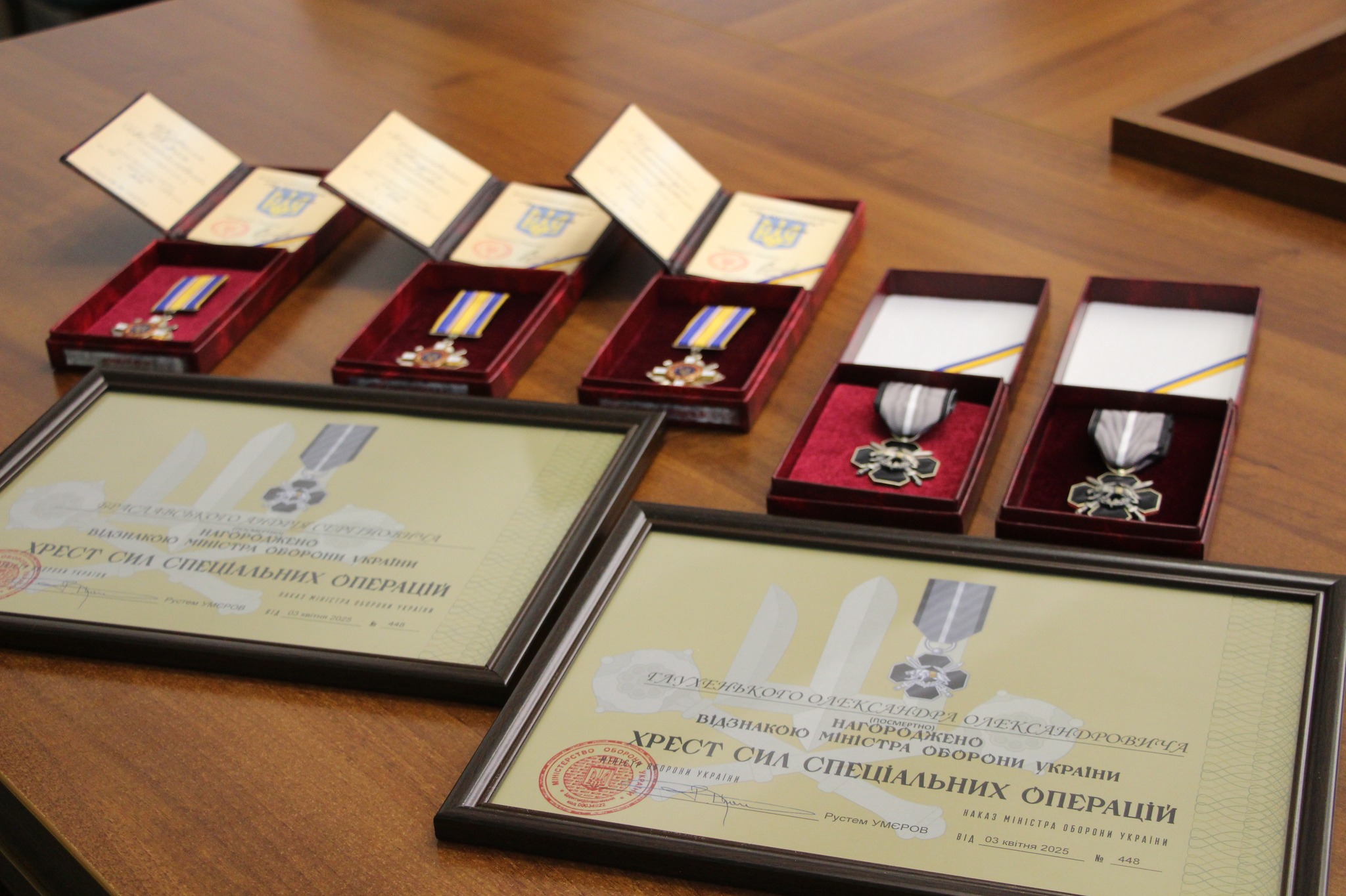 На Вінниччині родинам загиблих Захисників вручили посмертні державні нагороди