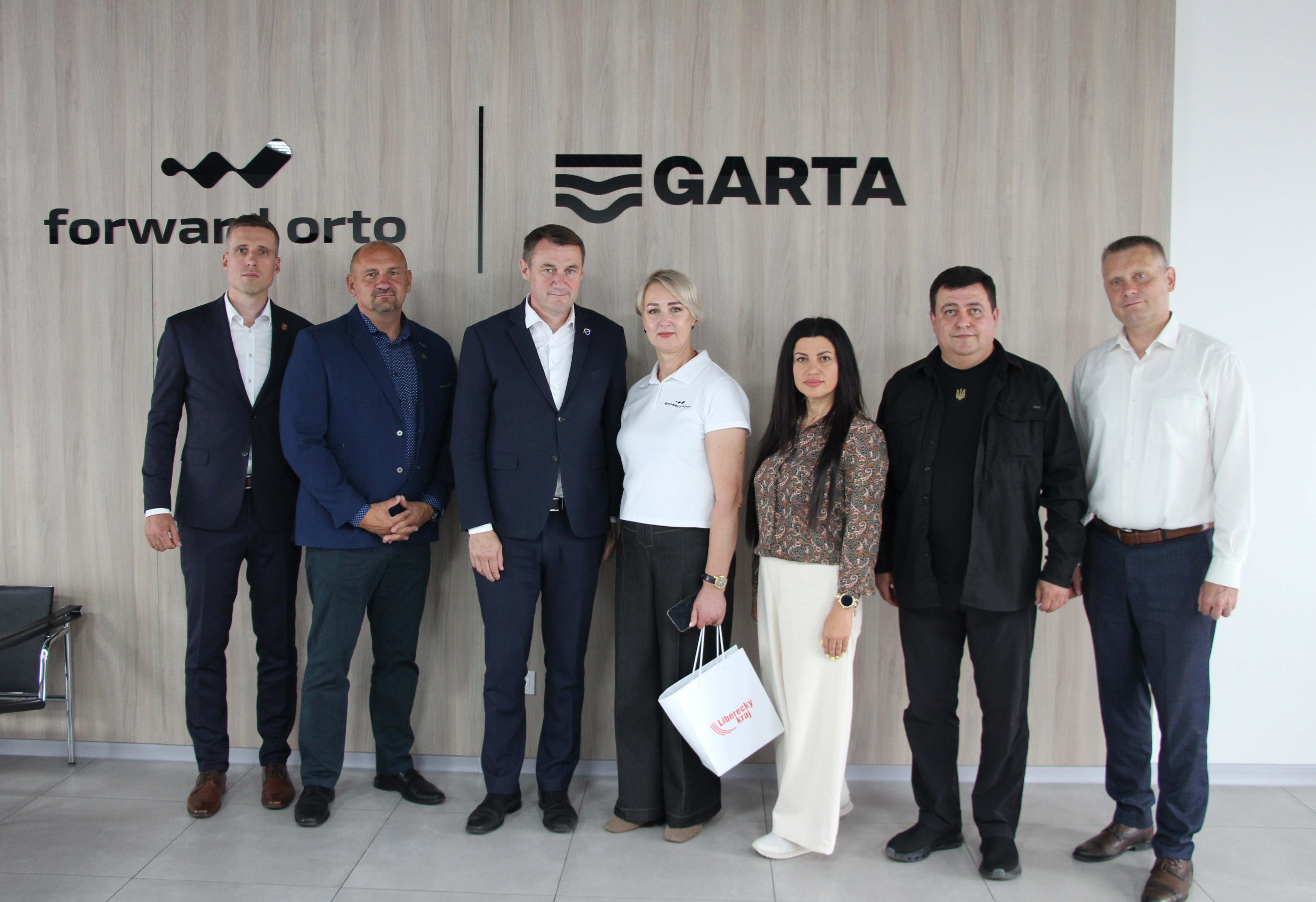 Заступник начальника ОВА (CDTO) Андрій Кавунець та учасники зустрічі