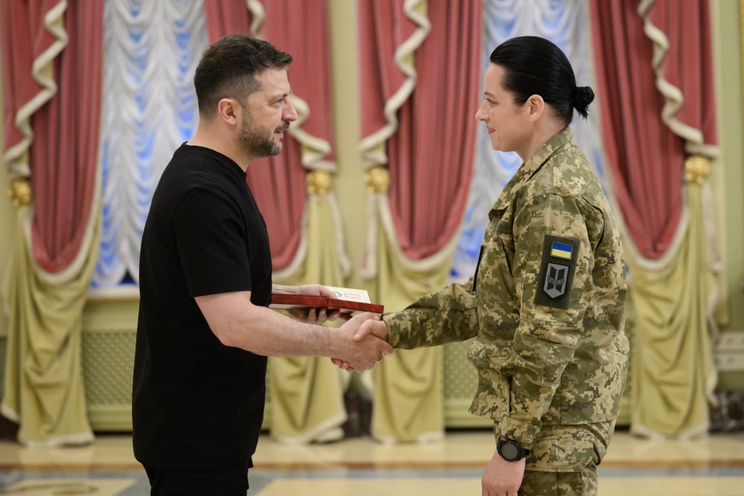 Президент України Володимир Зеленський та учасники зустрічі