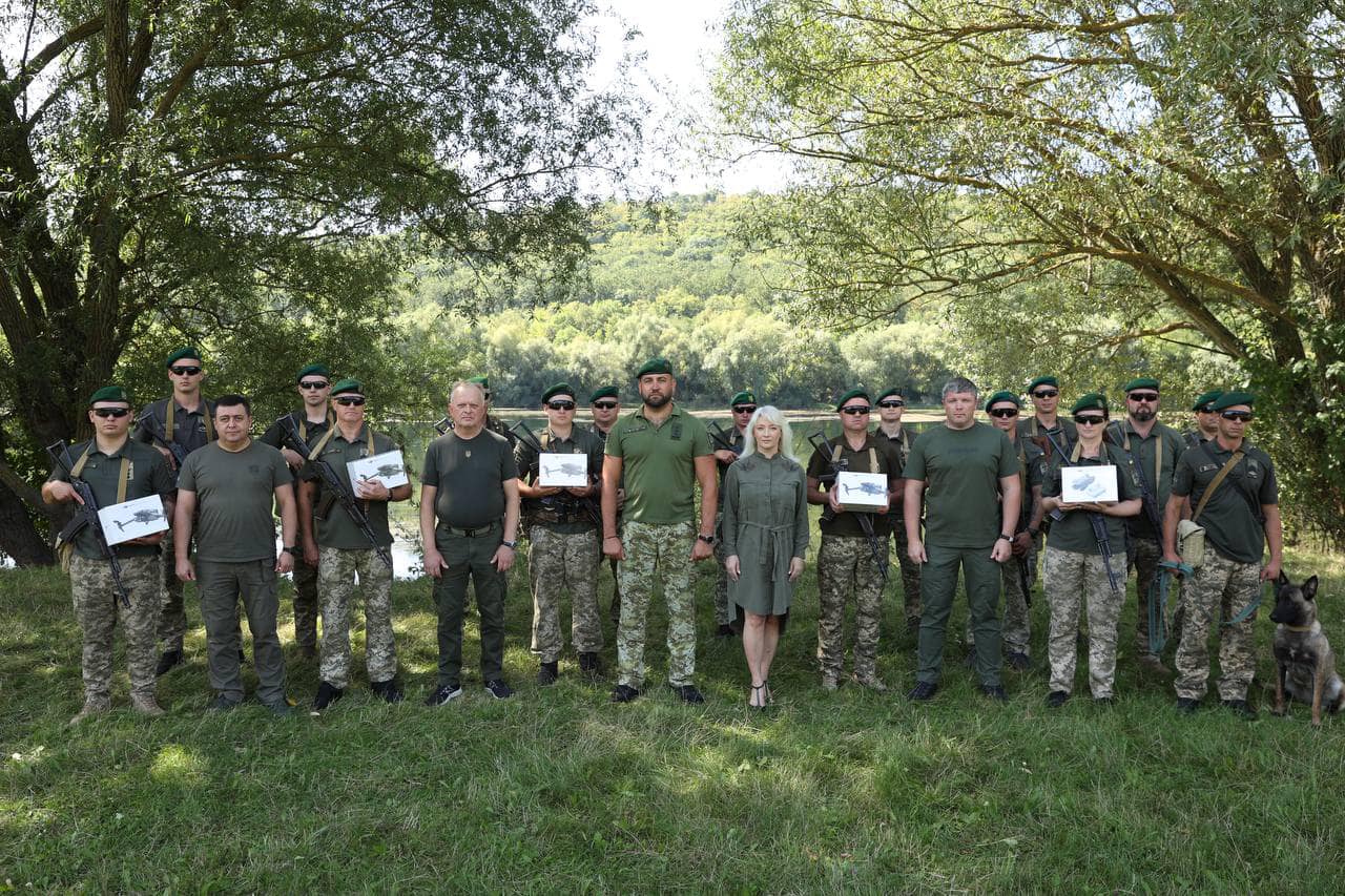 Перша заступниця Начальника ОВА Наталя Заболотна, заступники Начальника ОВА: Андрій Кавунець, Сергій Здітовецький, Олександр Піщик та військові