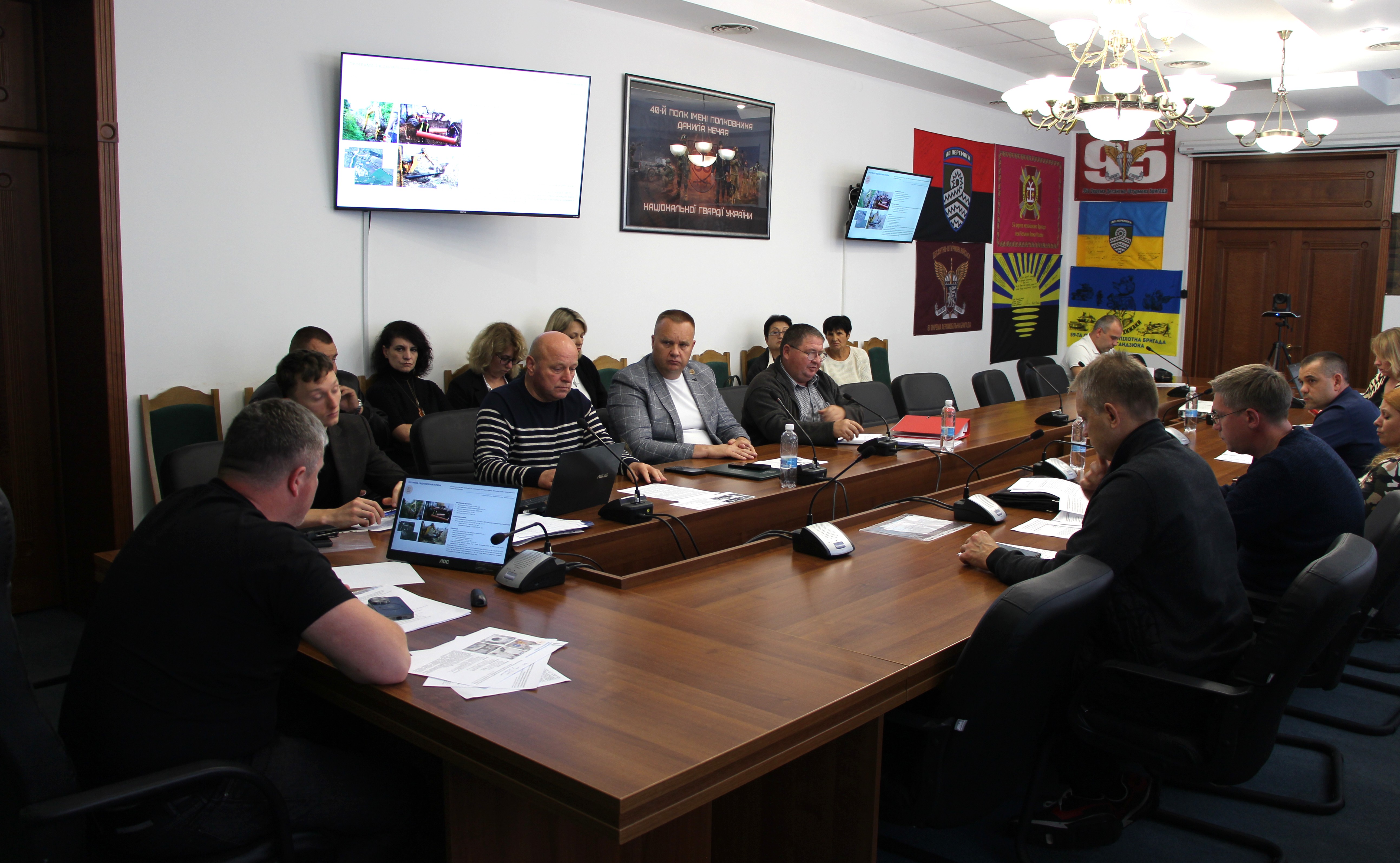 У Вінницькій ОВА відбулась робоча нарада з керівниками територіальних громад області 