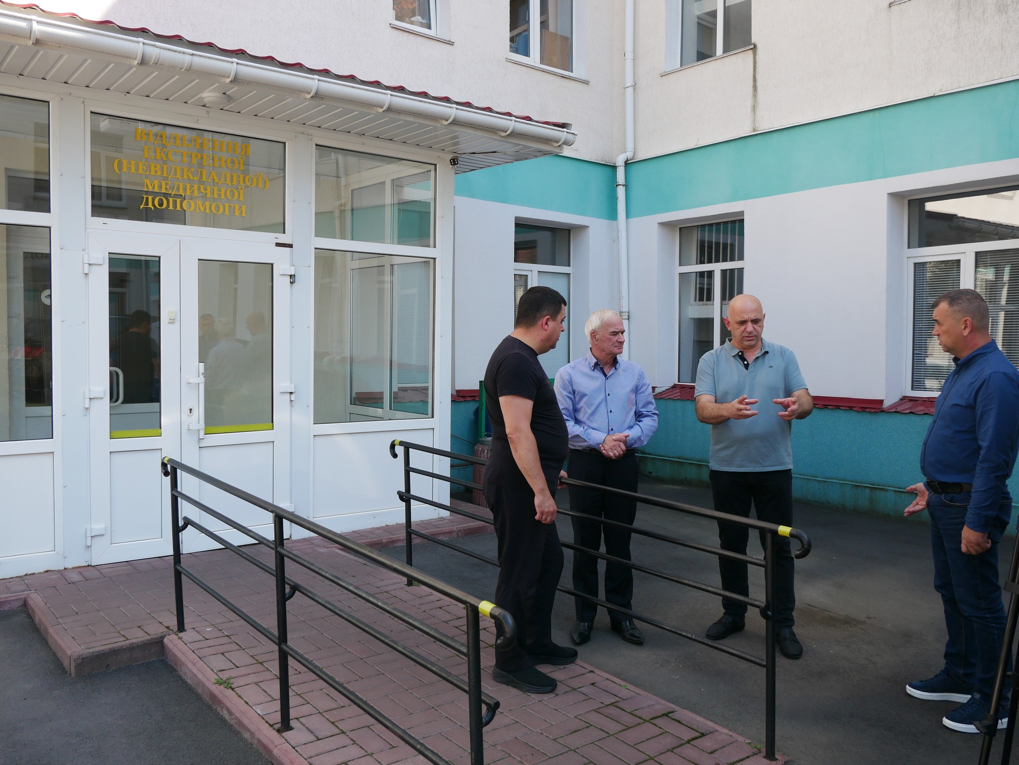 У Калинівці, що на Вінниччині, перевірили на безбар’єрність районну лікарню та спортивну школу 