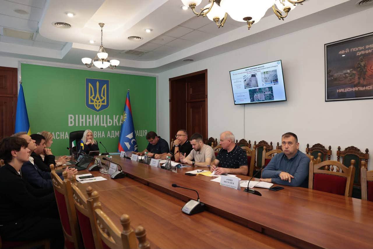 начальниця ОВА Наталя Заболотна та учасники заходу