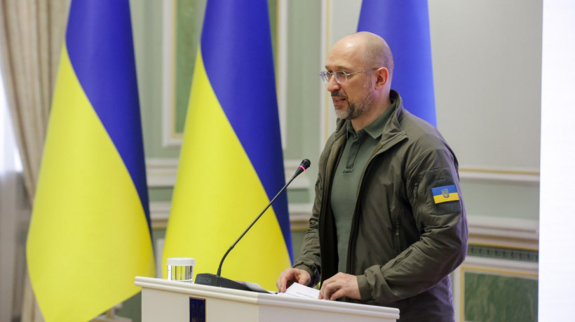 Прем'єр-міністр України Денис Шмигаль за трибуною 