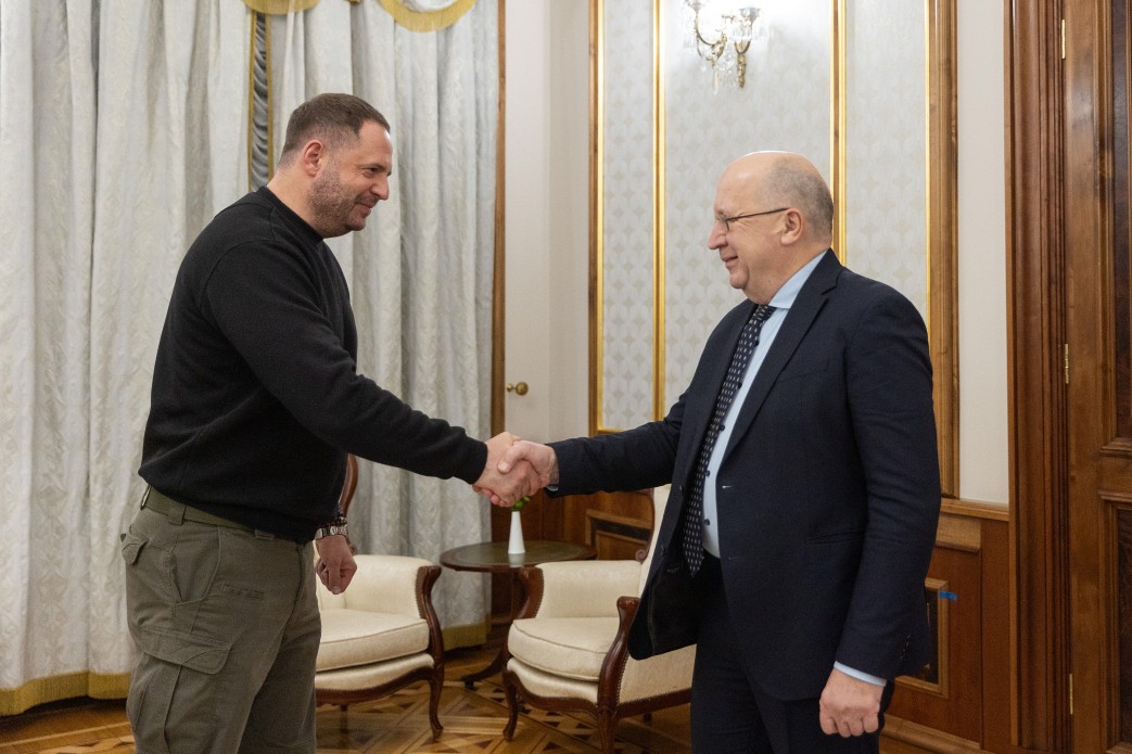 керівник Офісу Президента Андрій Єрмак та комісар Європейського Союзу з питань оборони та космосу Андрюс Кубілюс