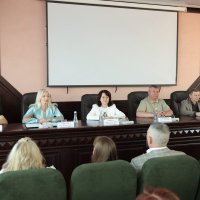 Перша заступниця начальника ОВА Наталя Заболотна, заступник начальника ОВА Сергій Здітовецький та учасники заходу