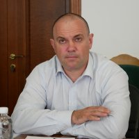 Учасник наради