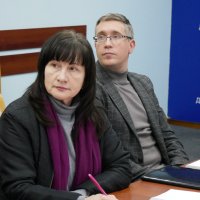 в.о. начальника управління розвитку територій та інфраструктури ОВА Владислав Валендюк та учасники зустрічі