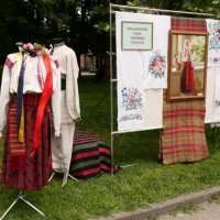 Виставка українського одягу