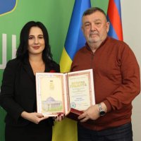 Вручення грамот Верховної Ради України, народною депутаткою України Іриною Борзовою.