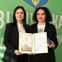 народна депутатка України Ірина Борзова та учасниця нагородження