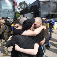 Звільнені з полону захисники