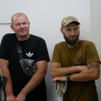 Військові під час екскурсії у музеї Миколи Леонтовича