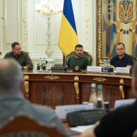 нарада Президента України Володимира Зеленського  з керівниками обласних адміністрацій