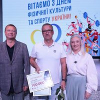 Перша заступниця начальника ОВА Наталя Заболотна, заступник голови обласної Ради Ігор Івасюк та учасники заходу