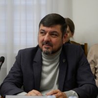 в.о. директора Вінницького обласного центру зайнятості Геннадій Бамбура