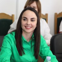 учасниця звходу