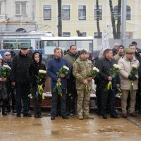 учасники покладання