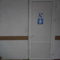 двері