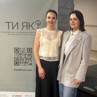 Регіональна координаторка Всеукраїнської програми ментального здоров’я «Ти як?» Олена Бессараба та учасниця заходу