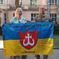 Перша заступниця начальника ОВА Наталя Заболотна та військовий