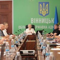 Перша заступниця начальника ОВА Наталя Заболотна з учасниками заходу