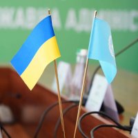 Прапори України та ООН