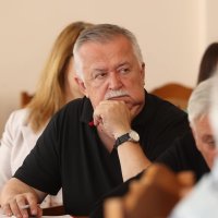 Директор Департаменту гуманітарної політики ОВА Володимир Буняк